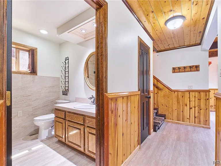 509 Wallace Ln — Photo 46