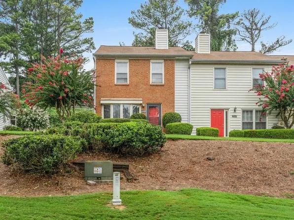 205 High Creek Dr, Roswell, GA 30076