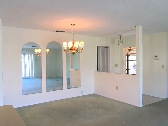 2nd image of 205 Tina Island Dr
