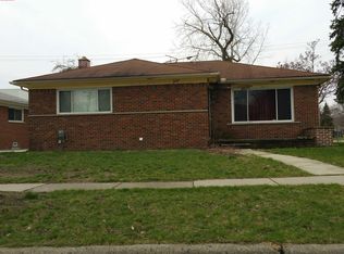 8921 Kenberton Dr, Oak Park, MI 48237