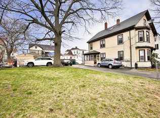 12 Wells Pl, Lynn, MA 01902
