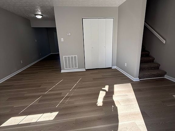 2nd image of 300 S David Ln #300SDVIDLN-1