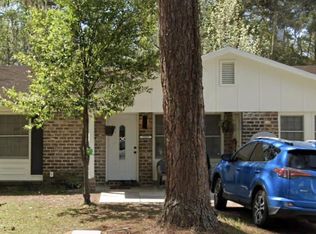 2217 N Parkwood Dr, Savannah, GA 31404