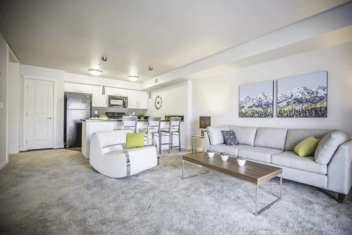 Madison Apartments — Photo 2