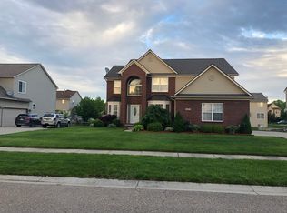6377 Anna Dr #150, Van Buren Township, MI
