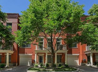 480 N Clinton St, Chicago, IL 60654