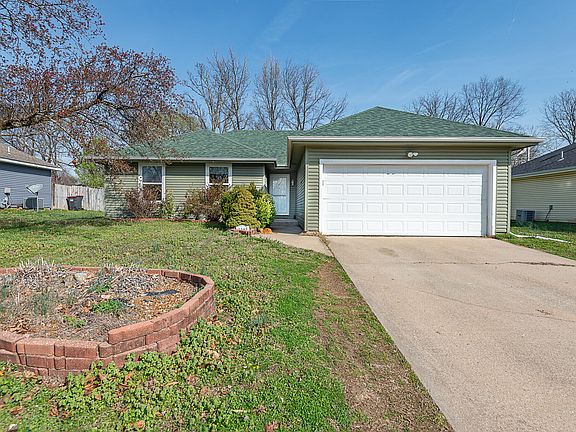 4th image of 2845 W Cherokee Street