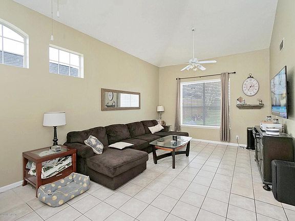 3rd image of 1837 McClure Ln