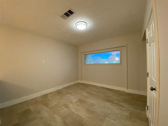 5th image of 13026 Corpus Christi St