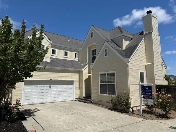 2340 Roburta Lane, Santa Rosa, CA 95403