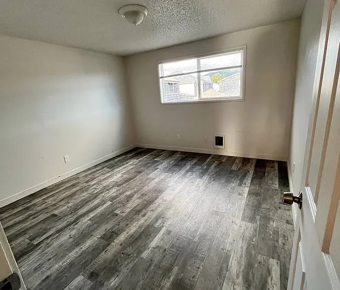 810 S Holladay Dr #18 — Photo 6