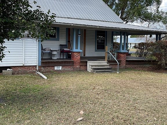 5th image of 20739 SE Sherry Ave