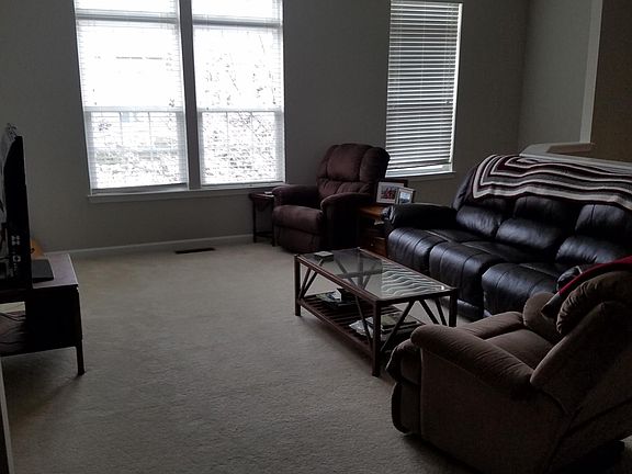 5th image of 8047 Belton Cir