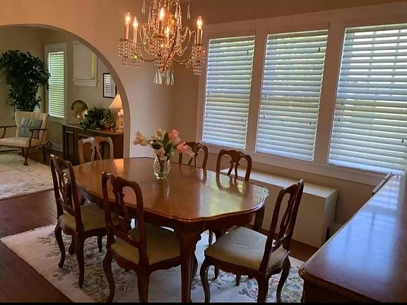 5th image of 216 N Ash St #1