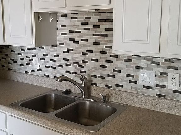 Kitchen Backsplash