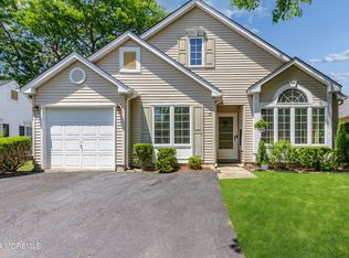 21 S Baker Dr, Jackson, NJ