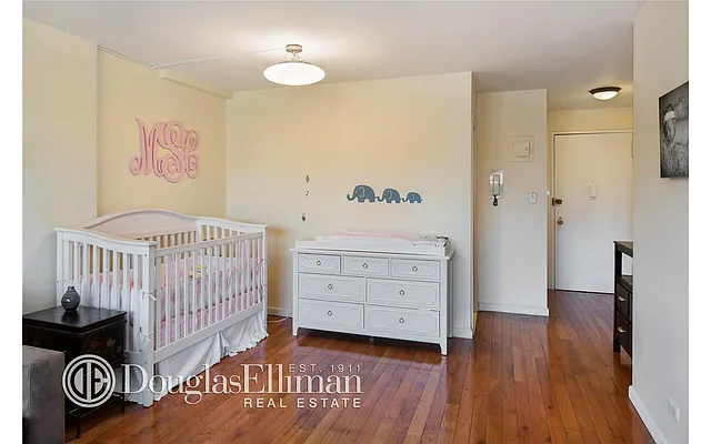 Sold by Douglas Elliman | media 6