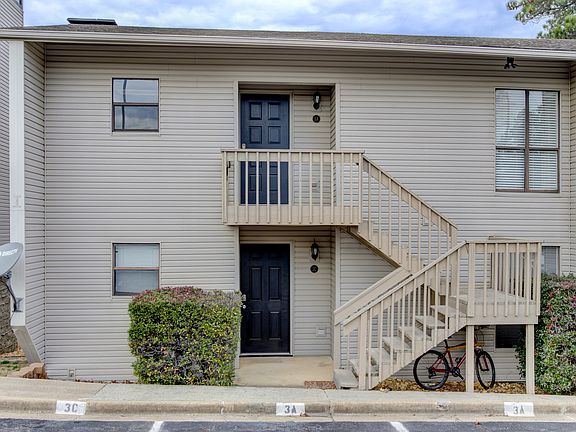 2nd image of 120 Catalina Cir