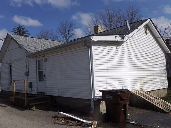 2nd image of 698 S Columbus St