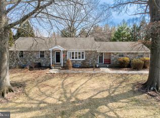 1746 Green Briar Dr, Norristown, PA 19403