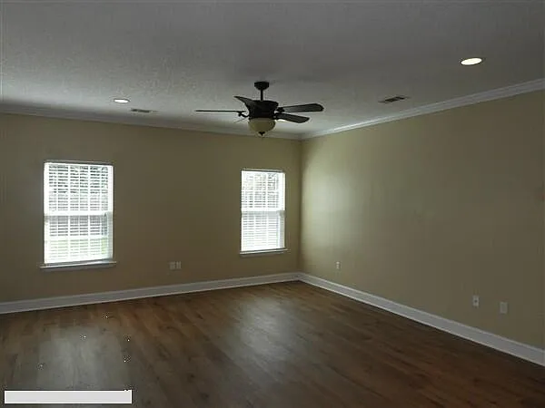 30 Mikell Ct — Photo 4