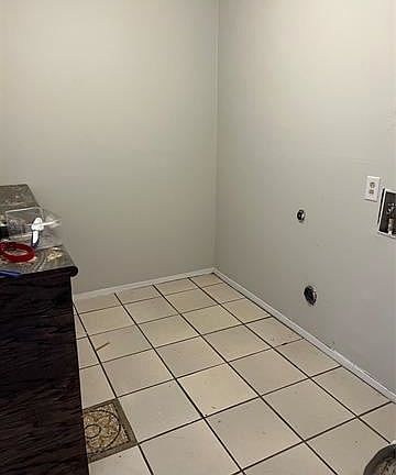 4th image of 8517 Westbrook Pl