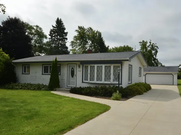 12009 County Road G, Caledonia, WI 53108