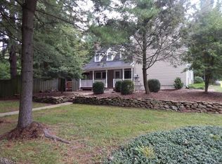 325 Rick Rd, Milford, NJ 08848