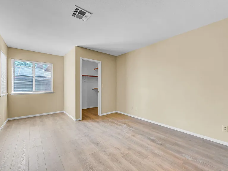 4814 Spring Falls Way — Photo 34
