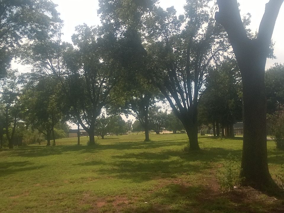 Beautiful close to school