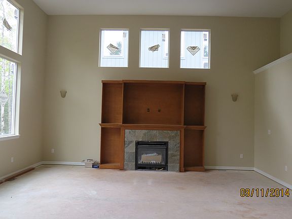 2nd image of 17674 Yellowstone Dr