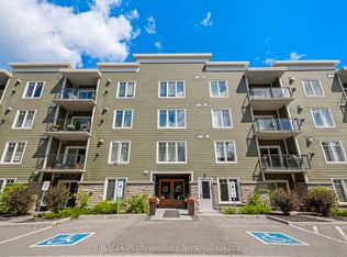 391 James St W #302, Gravenhurst, ON P1P0A5
