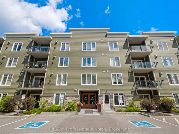391 James St W #302, Gravenhurst, ON P1P 0A5