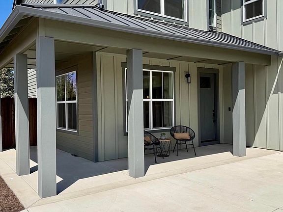 4th image of 4317 SW Reindeer Ave Lot 11