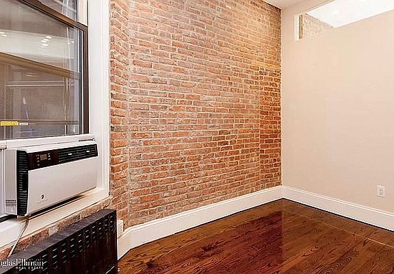3rd image of 338 W 17th St #1D