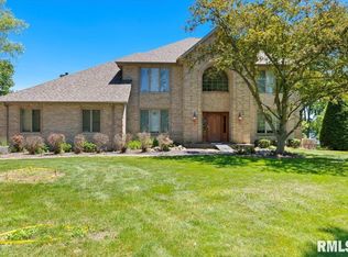 36 W Fairview Ln, Springfield, IL 62711