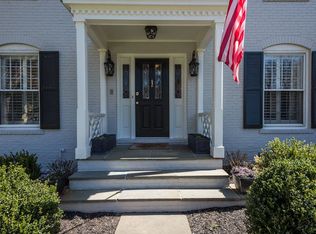 7301 Masters Dr, Potomac, MD 20854