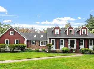 48 Cooney Rd, Tewksbury, MA 01876