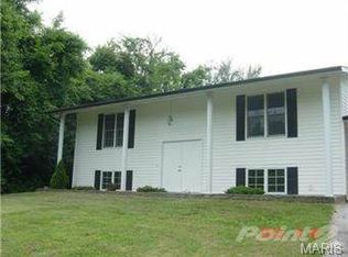 342 Westminster Dr, Saint Peters, MO 63376