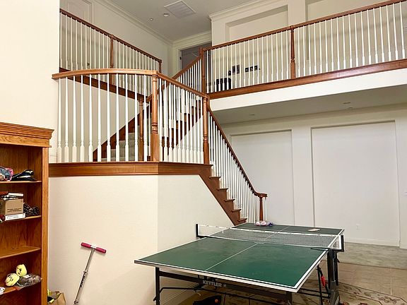5th image of 19 Arundel Dr