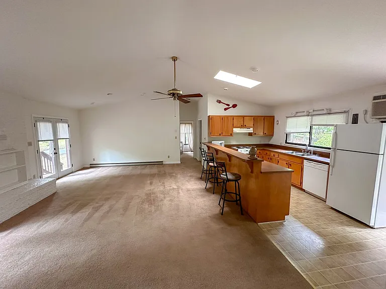 10 Tanglewood Rd — Photo 3