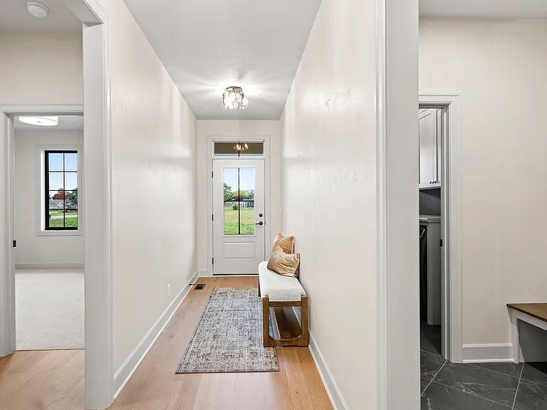 392 Farmhouse Ln — Photo 3