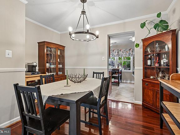 5th image of 2069 Mayflower Dr #2069