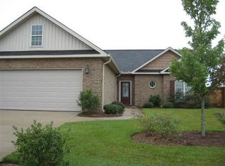 210 Amber Dr, Byron, GA 31008