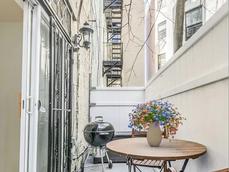 105 E 100th St #1A — Photo 16