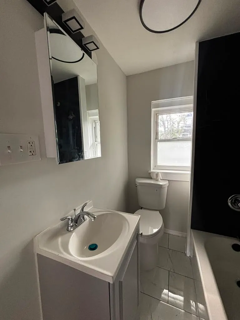 Studio, 500 sqft, $1,499 — Photo 4