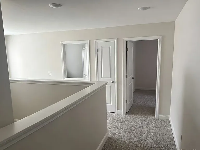 6008 Peregrine Ln — Photo 12