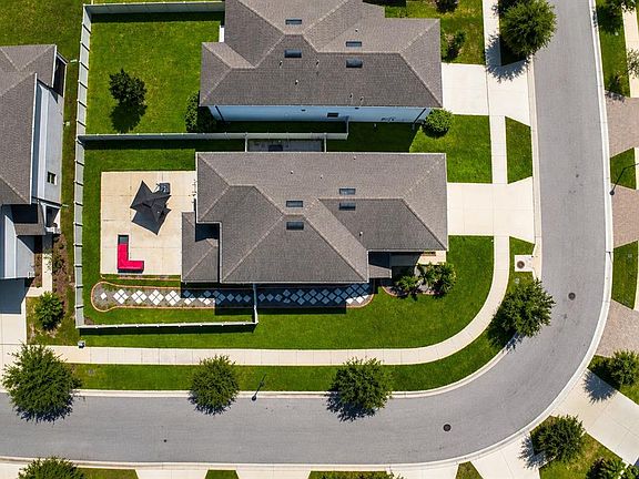 3rd image of 11406 Green Harvest Dr