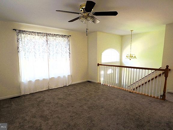 4th image of 25 Jesse Boyd Cir
