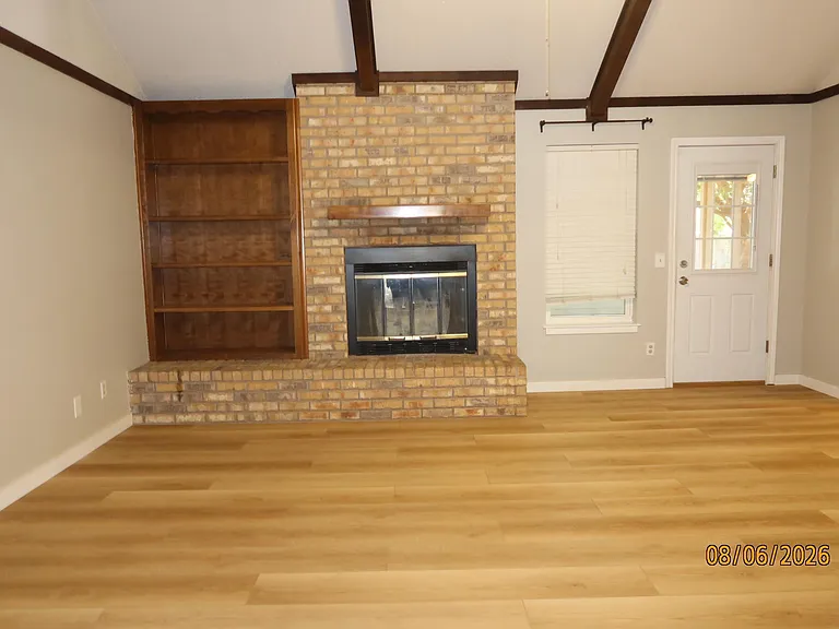 4868 Matterhorn Dr — Photo 3